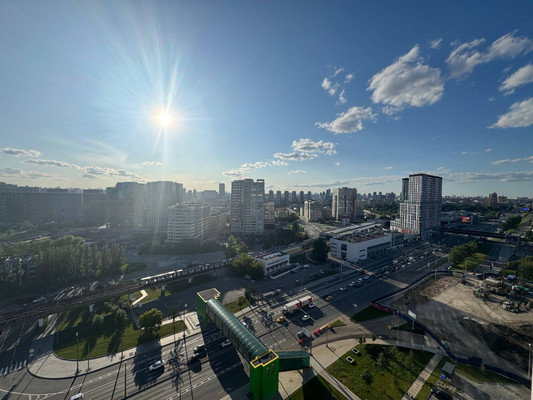 Продам трехкомнатную (3-комн.) квартиру, Андропова пр-кт, 9/1к2, Москва г