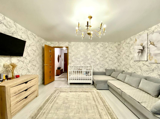 Продам однокомнатную (1-комн.) квартиру, Володи Дубинина ул, 5а, Подольск г