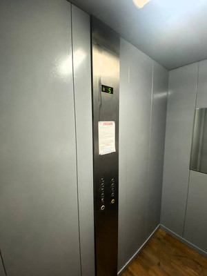 Продам двухкомнатную (2-комн.) квартиру, им. Селезнева ул, 4/10, Краснодар г