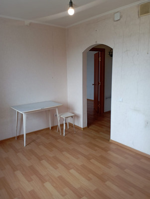 Продам однокомнатную (1-комн.) квартиру, Калинина ул, 18, Красноярск г