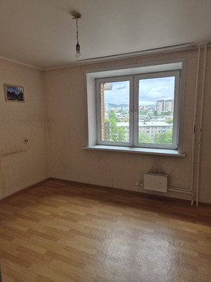 Продам однокомнатную (1-комн.) квартиру, Калинина ул, 18, Красноярск г
