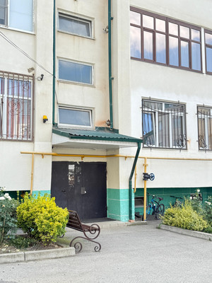 Продам трехкомнатную (3-комн.) квартиру, Тарчокова ул, 19, Нальчик г