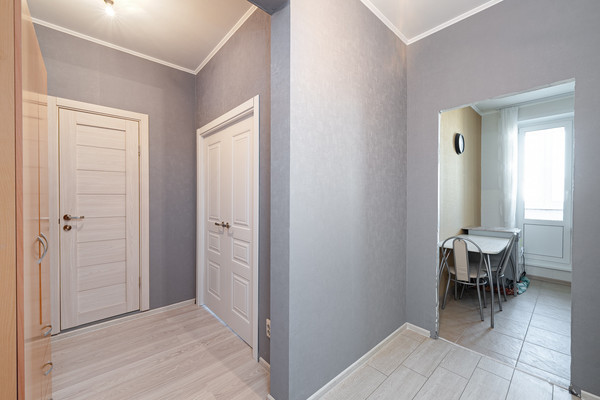 Продам двухкомнатную (2-комн.) квартиру, Дмитровское ш, 165Ек12, Москва г