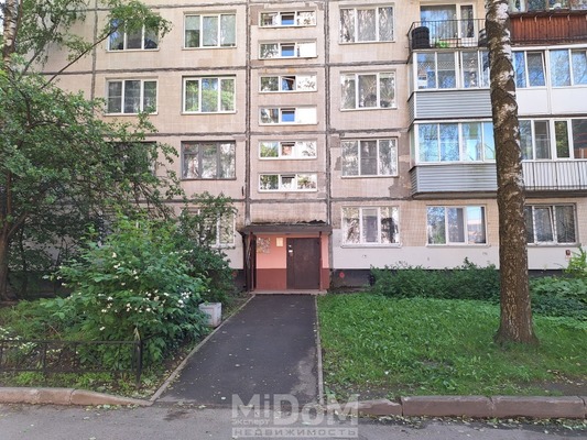Продам трехкомнатную (3-комн.) квартиру, Ольги Форш ул, 3, Санкт-Петербург г