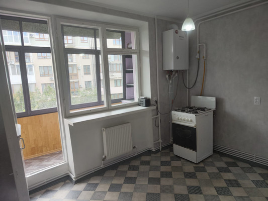 Продам двухкомнатную (2-комн.) квартиру, Стадионная ул, 19, Мирное с