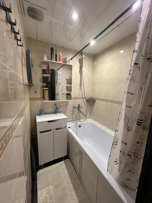 Продам двухкомнатную (2-комн.) квартиру, Ферганская ул, 24, Москва г