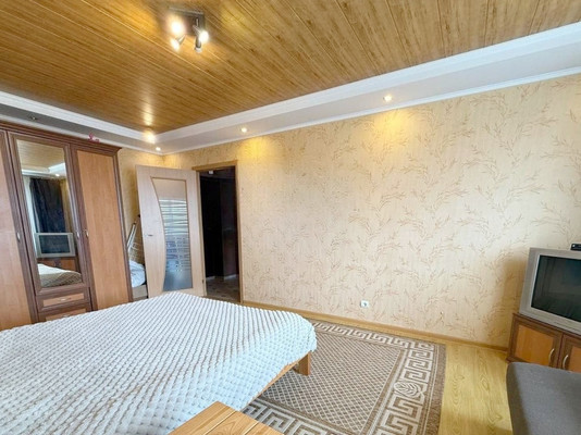 Продам однокомнатную (1-комн.) квартиру, Красноярская ул, 4, Калининград г