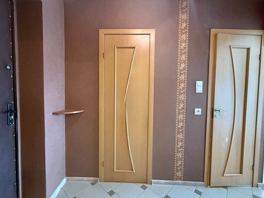 Продам однокомнатную (1-комн.) квартиру, Красноярская ул, 4, Калининград г