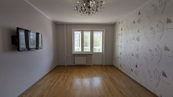 Продам двухкомнатную (2-комн.) квартиру, Байкальская ул, 202/9, Иркутск г