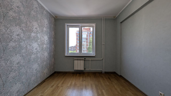 Продам двухкомнатную (2-комн.) квартиру, Байкальская ул, 202/9, Иркутск г