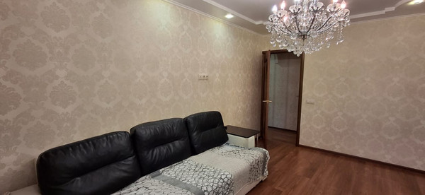 Продам двухкомнатную (2-комн.) квартиру, Июльских Дней ул, 6, Нижний Новгород г