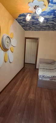 Продам двухкомнатную (2-комн.) квартиру, Июльских Дней ул, 6, Нижний Новгород г