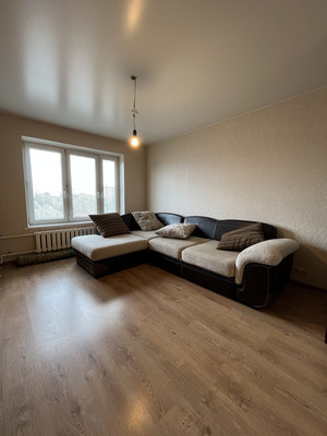 Продам трехкомнатную (3-комн.) квартиру, 2-я Заводская ул, 20, Красково п