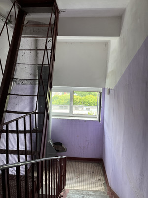 Продам трехкомнатную (3-комн.) квартиру, 2-я Заводская ул, 20, Красково п