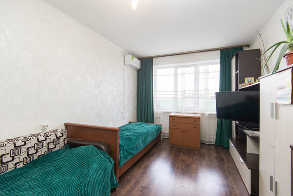 Продам однокомнатную (1-комн.) квартиру, Уланская ул, 15к4, Ростов-на-Дону г