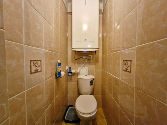Продам многокомнатную квартиру, Шаронова ул, 5Б, Ишим г