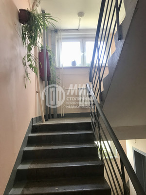 Продам трехкомнатную (3-комн.) квартиру, Дегунинская ул, 15, Москва г