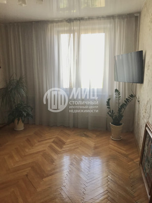 Продам трехкомнатную (3-комн.) квартиру, Дегунинская ул, 15, Москва г