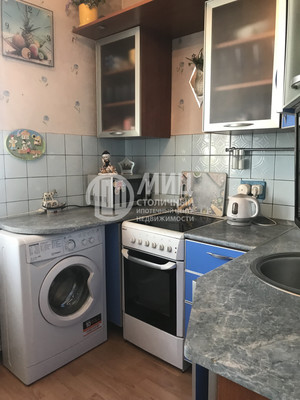 Продам трехкомнатную (3-комн.) квартиру, Дегунинская ул, 15, Москва г