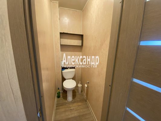 Продам двухкомнатную (2-комн.) квартиру, Обуховской Обороны пр-кт, 108к2, Санкт-Петербург г