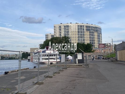 Продам двухкомнатную (2-комн.) квартиру, Обуховской Обороны пр-кт, 108к2, Санкт-Петербург г