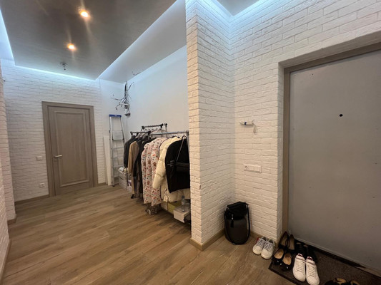 Продам двухкомнатную (2-комн.) квартиру, Варфоломеева ул, 222ак108а, Ростов-на-Дону г