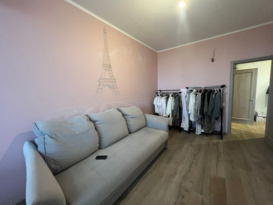 Продам двухкомнатную (2-комн.) квартиру, Варфоломеева ул, 222ак108а, Ростов-на-Дону г