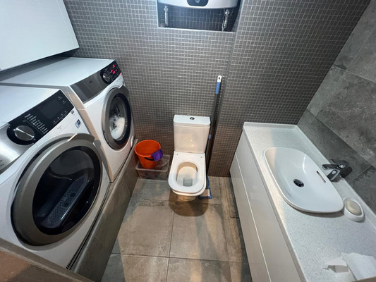 Продам двухкомнатную (2-комн.) квартиру, Варфоломеева ул, 222ак108а, Ростов-на-Дону г