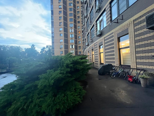 Продам двухкомнатную (2-комн.) квартиру, Варфоломеева ул, 222ак108а, Ростов-на-Дону г