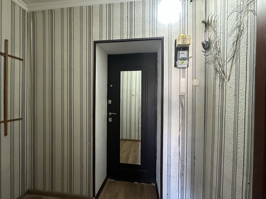 Продам однокомнатную (1-комн.) квартиру, Луначарского ул, 118, Белореченск г