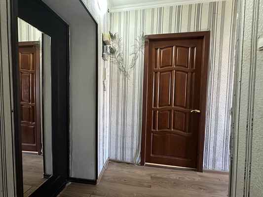 Продам однокомнатную (1-комн.) квартиру, Луначарского ул, 118, Белореченск г