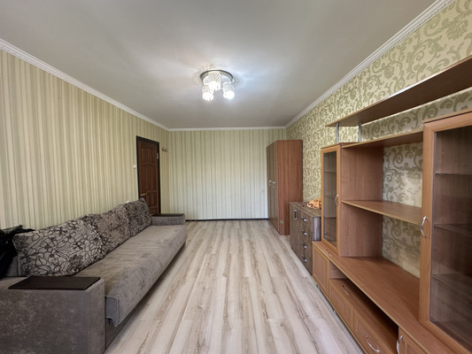 Продам однокомнатную (1-комн.) квартиру, Луначарского ул, 118, Белореченск г