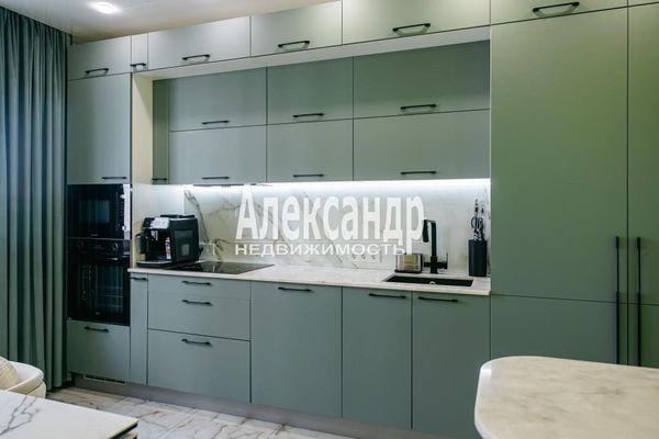 Продам трехкомнатную (3-комн.) квартиру, Парфёновская ул, 17, Санкт-Петербург г