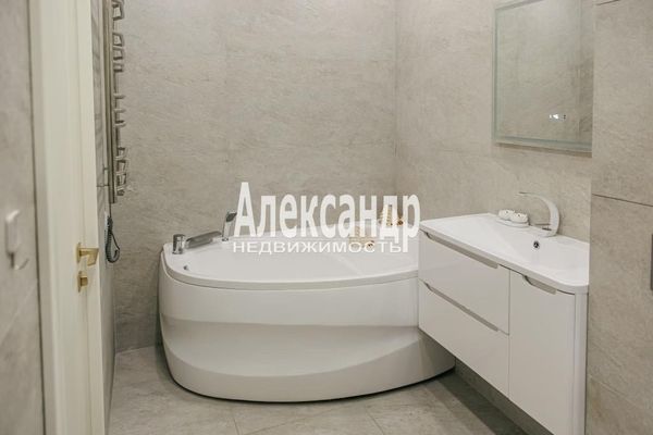 Продам трехкомнатную (3-комн.) квартиру, Парфёновская ул, 17, Санкт-Петербург г