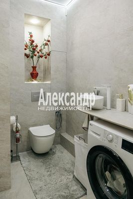 Продам трехкомнатную (3-комн.) квартиру, Парфёновская ул, 17, Санкт-Петербург г