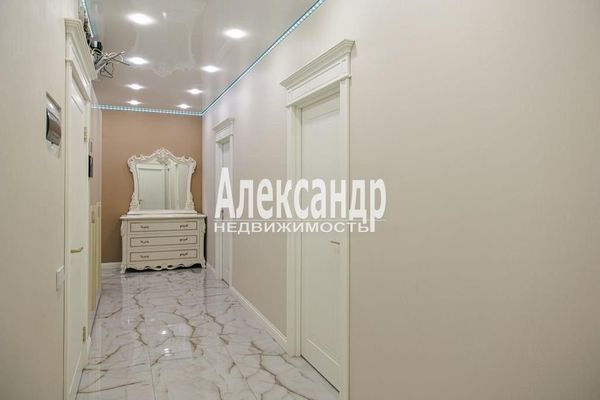 Продам трехкомнатную (3-комн.) квартиру, Парфёновская ул, 17, Санкт-Петербург г