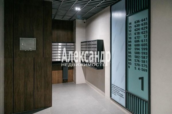 Продам трехкомнатную (3-комн.) квартиру, Парфёновская ул, 17, Санкт-Петербург г
