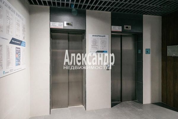 Продам трехкомнатную (3-комн.) квартиру, Парфёновская ул, 17, Санкт-Петербург г