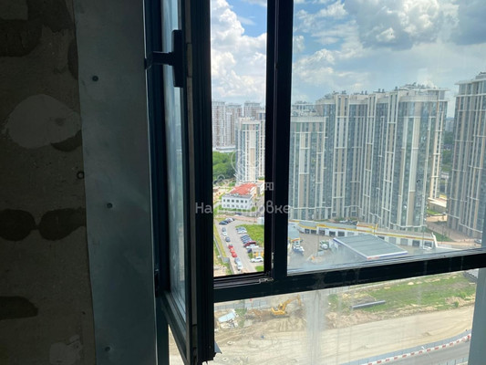 Продам трехкомнатную (3-комн.) квартиру, Берёзовая аллея, 19к4, Москва г