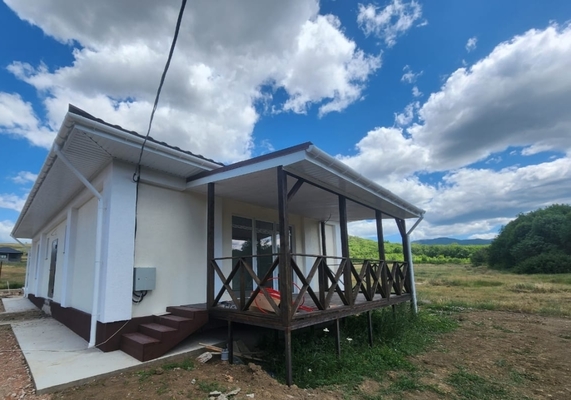 Продам дом, Урожайное с, 10 км от города