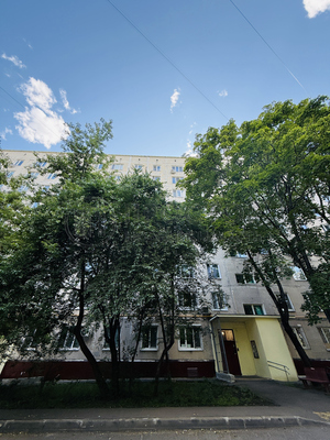 Продам однокомнатную (1-комн.) квартиру, Чертановская ул, 51к3, Москва г