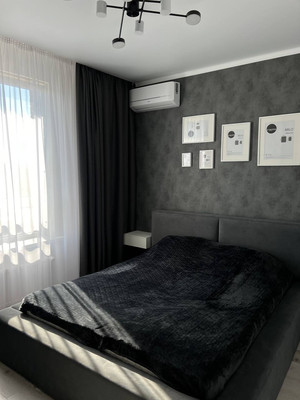 Продам двухкомнатную (2-комн.) квартиру, Западный Обход ул, 42к4, Краснодар г