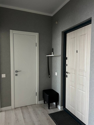 Продам двухкомнатную (2-комн.) квартиру, Западный Обход ул, 42к4, Краснодар г