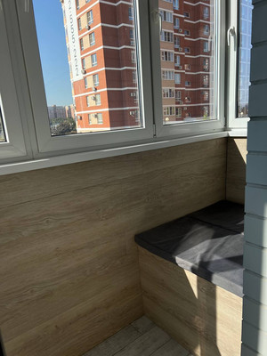 Продам двухкомнатную (2-комн.) квартиру, Западный Обход ул, 42к4, Краснодар г