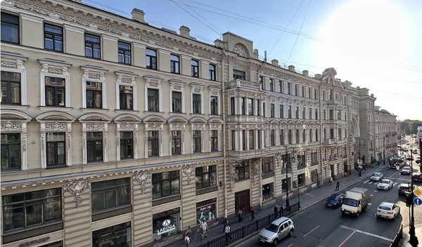 Сдам трехкомнатную (3-комн.) квартиру, Пестеля ул, 8/36, Санкт-Петербург г
