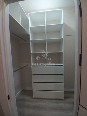 Продам трехкомнатную (3-комн.) квартиру, Красногорская (Опалиха мкр.) ул, 2к2, Красногорск г