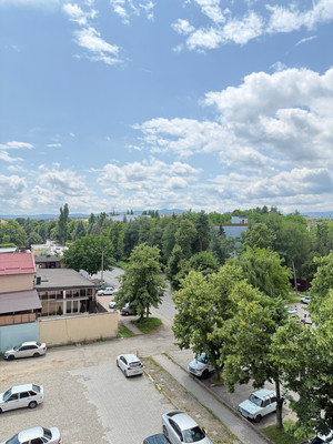 Продам двухкомнатную (2-комн.) квартиру, Байсултанова ул, 28, Нальчик г
