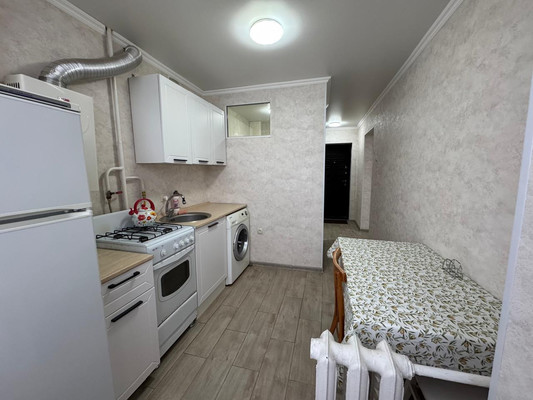 Продам однокомнатную (1-комн.) квартиру, Ватутина ул, 20, Нальчик г