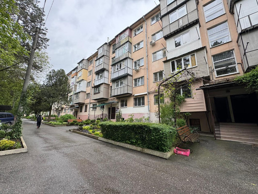 Продам однокомнатную (1-комн.) квартиру, Ватутина ул, 20, Нальчик г