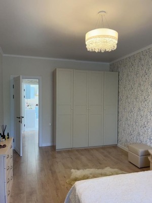 Продам трехкомнатную (3-комн.) квартиру, Новозаводская ул, 2к8, Москва г